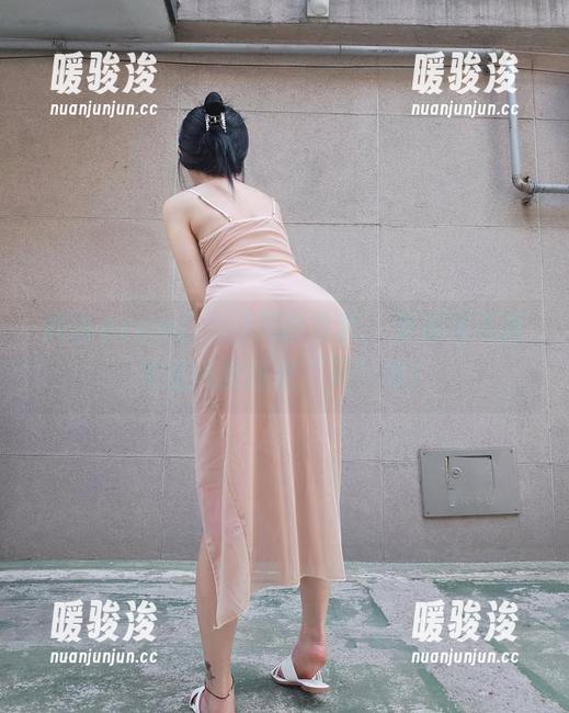 高清Aram(아람)海边写真，确保你不再关注风景而是“风”情！
