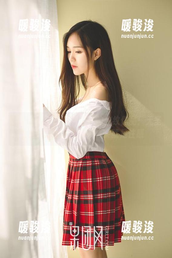 GIRLT果团网-尹意纯 GIRLT果团网 - 尹意纯的豹纹作品:无圣光,深邃而炫目,真实就是性感