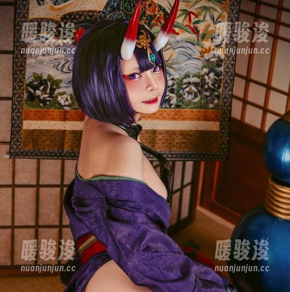 Hachi小芭的日常风格：全套让你心跳加速的图包