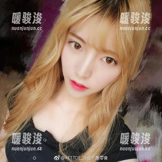 Kettoe Kettoe把GUMI的旗袍COS演绎得淋漓尽致,每张照片都像是在无声细语