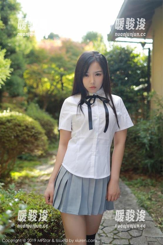 MFStar模范学院 - 冯木木LRIS全套比基尼，图片让你惊呼：“我怎么在海边喝可乐？”