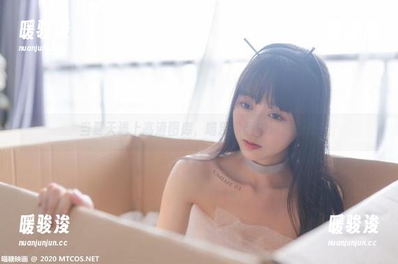 当夏天遇上高清图库，喵糖映画的沐浴幻想