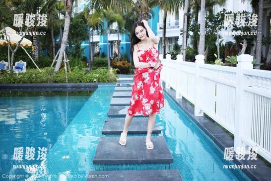 MyGirl美媛馆-Ellie艾栗栗 MyGirl美媛馆 - 私拍泳装大揭秘——Ellie艾栗栗如何让泳池成为她的舞台?
