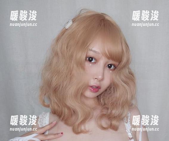 PAKI酱 制服诱惑,PAKI酱图包里藏了多少小秘密?