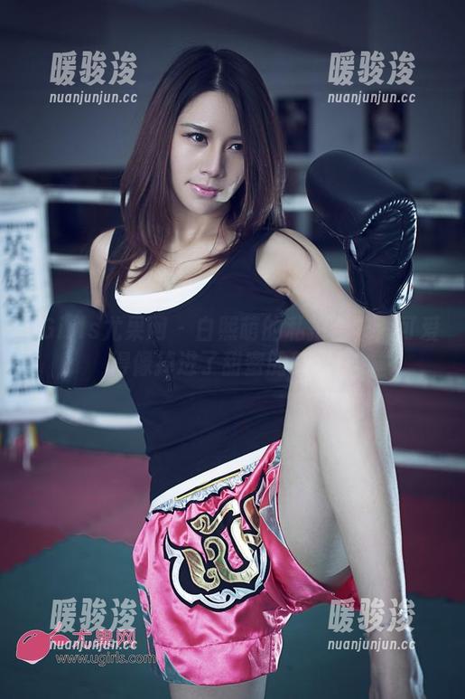 UGirls尤果网 - 白熙萌的私拍合集：可爱得像掉进了甜蜜的梦里！