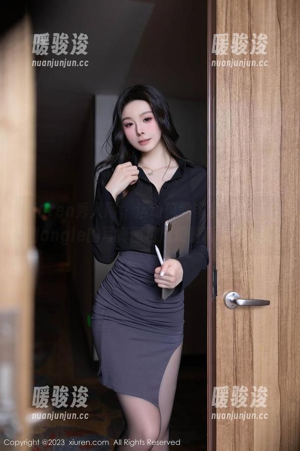 Xiuren秀人网 - 运动何需多余修饰，小甜angle的写真图包展现最真实的一面