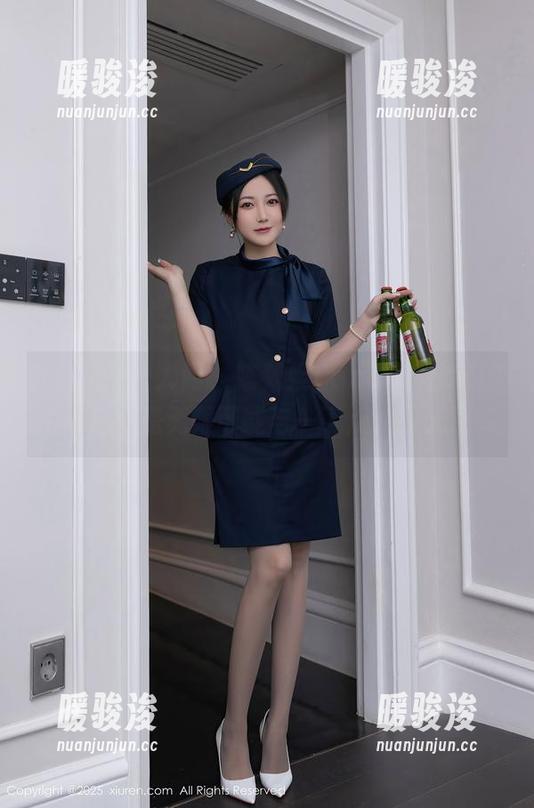 Xiuren秀人网-陈梵妮Fanny Xiuren秀人网 - 陈梵妮Fanny的定制旅拍背后,是无限可能与一丁点儿肆无忌惮