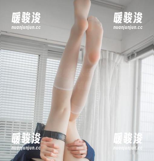 izumi泉桃子 来吧!izumi泉桃子泳装全集原图,掀起你的热情,看看谁的泳技更好!