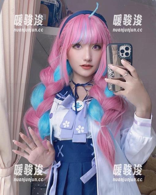 roroki骷髅姬的浴缸作品集：清泡的姿态与骨感的优雅