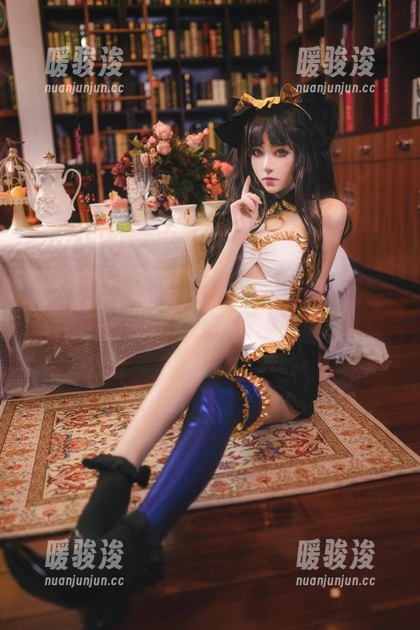 南桃Momoko 居然还有人没看过南桃Momoko的CZ52琉璃唐套图,真是错过了夏日的清晨!