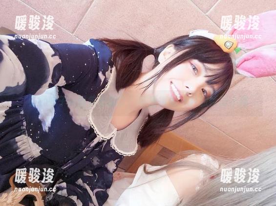小野妹子w图包更新了！可爱得像一只撒娇的小猫