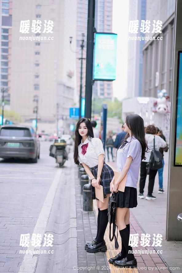 尤蜜荟-laura阿姣 尤蜜荟 - 夏日laura阿姣的“特别”合集:天热,心更热