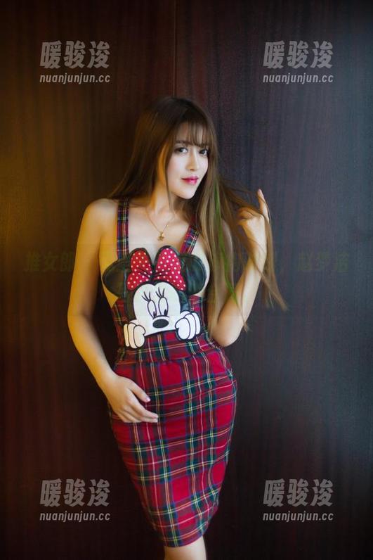 推女郎 - 无圣光照耀的旗袍时刻，赵梦洁写真里的潜台词。