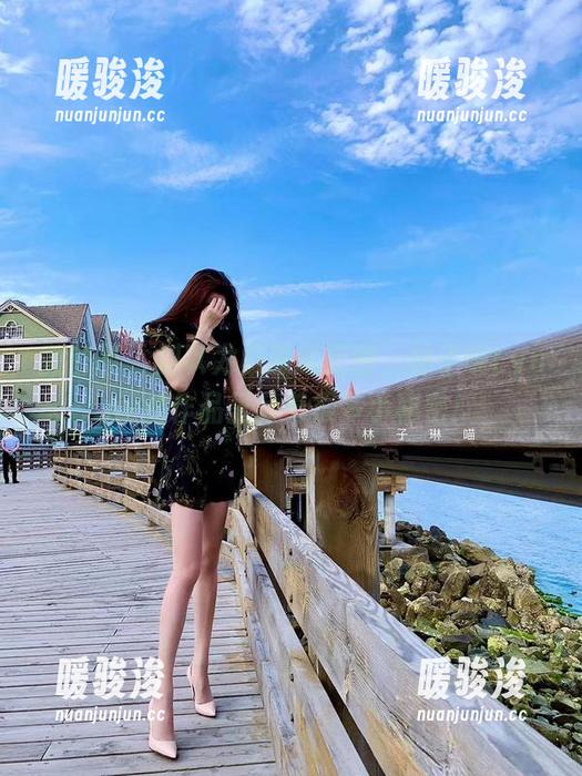 林子喵Lynne 微密圈 - 别以为校服就无聊,林子喵Lynne的作品里藏着很多小秘密!
