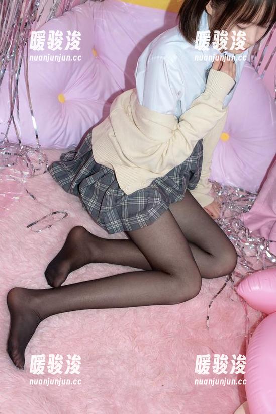 森萝财团 - 小奶糕Milky来啦！肉丝写真最新发布，图片质感爆棚