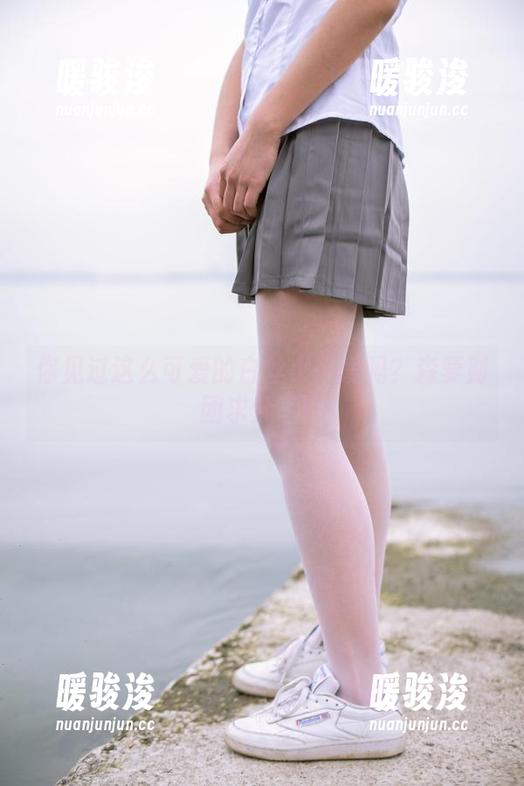 你见过这么可爱的白丝小可爱吗？森萝财团求分享！