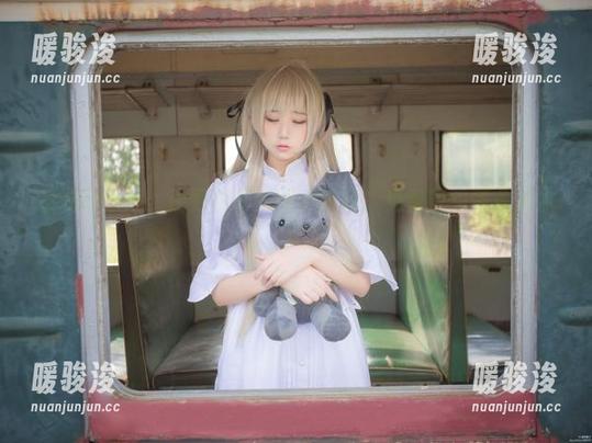 浅野菌子 意外的惊喜:浅野菌子婚纱大揭秘!免费图包等你来拿!