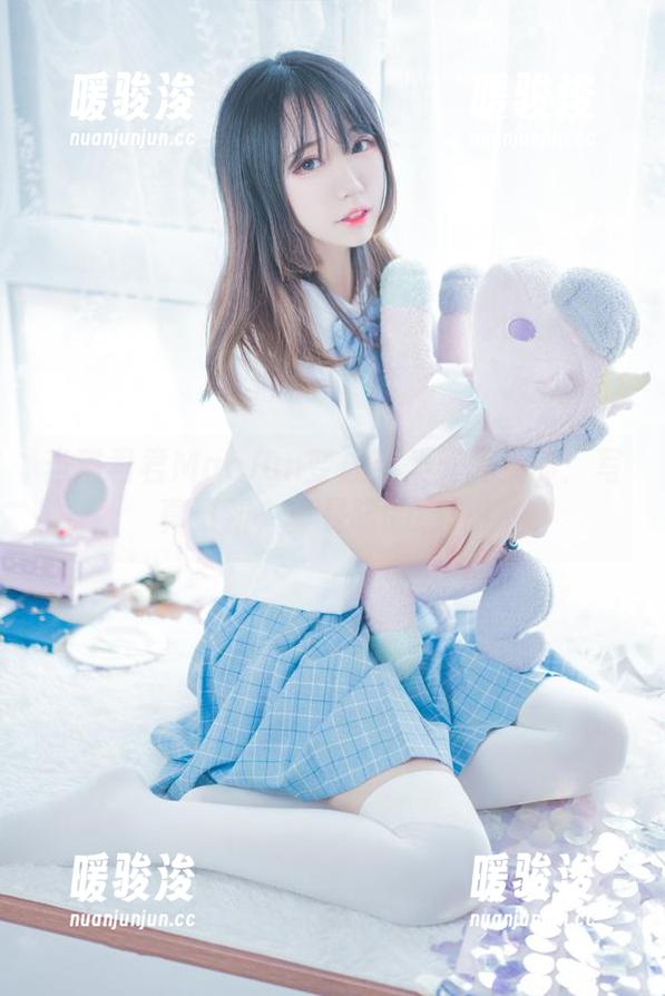 当猫君君MaoJun变成英梨梨兔女郎：写真更新，真是喵的意外！