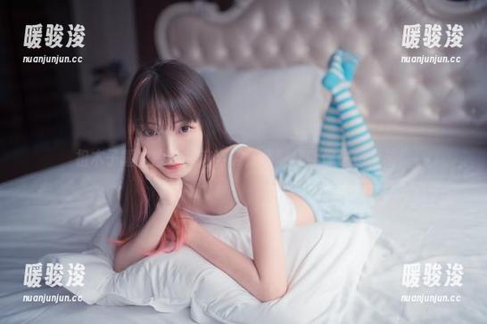 祖木子睡衣原图：这姿势，我敢打赌你也想尝试！