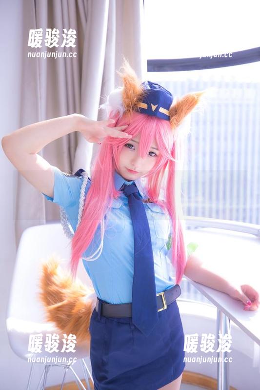 神楽坂真冬 神楽坂真冬女王:原图精选,揭开冰冷美学的完美面纱