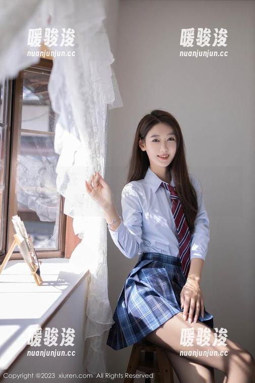 秀人网-伊诺 秀人网 - 在“死库水”里徜徉,伊诺的福利作品让你心跳加速