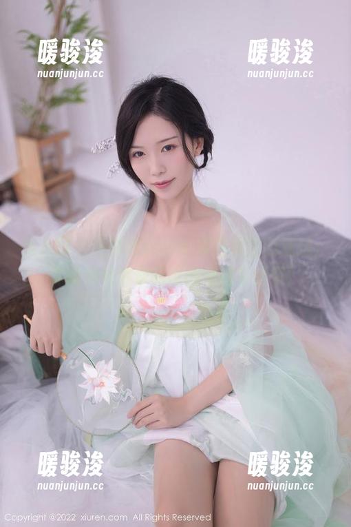 秀人网-王馨瑶yanni 秀人网 - 王馨瑶yanni双马尾图包精选:你的视线会被调皮的马尾牵走哦!