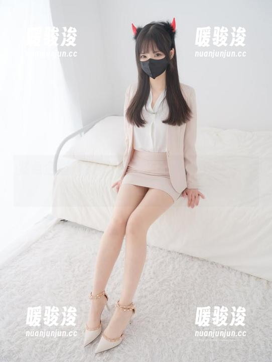 紧急企划 - 樱樱樱可的浴缸影像：精选图包，时光在水面上轻轻漂流