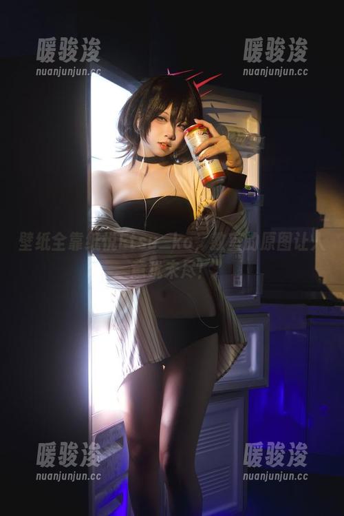 壁纸全靠纸悦Etsu_ko，教室的原图让人意犹未尽！