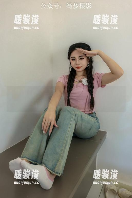 绮梦摄影 - 姜姜办公室：写真集和资源，藏着小秘密的魅力无限。