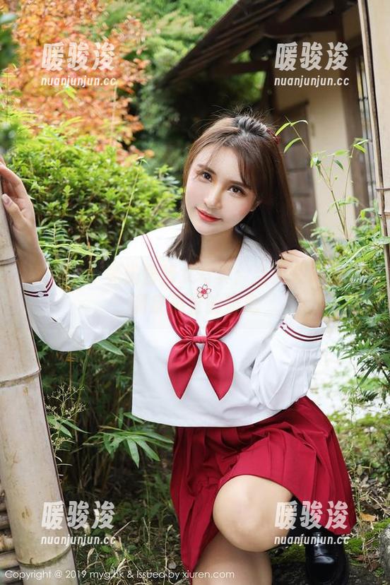 美媛馆 - 美桃酱修女写真：当天使遇上了调皮捣蛋的魔鬼