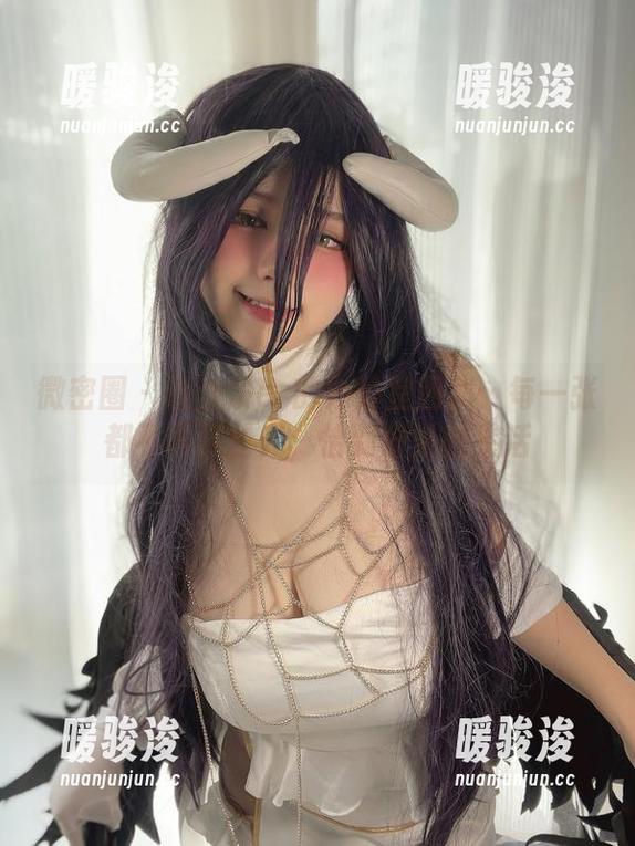 葱油饼er 微密圈 - 葱油饼er的办公室图集:每一张都不需要圣光,恰到好处的生活