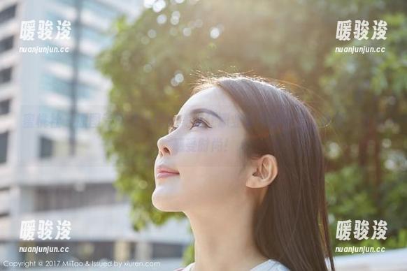蜜桃社 - 原图专属传送门！美绪让职业装不仅仅是工作服，下载感受时尚！