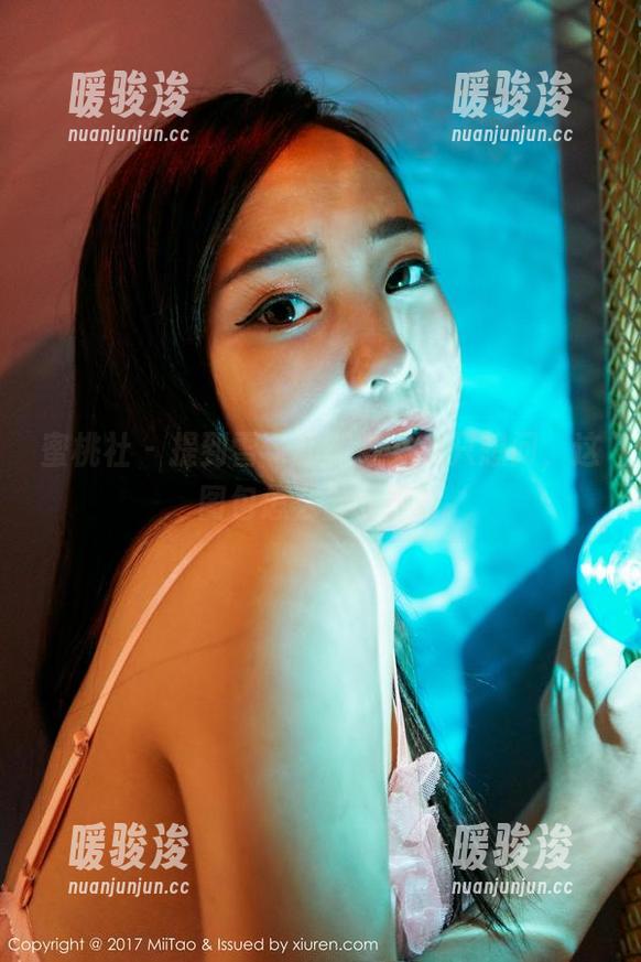 蜜桃社-雪飞 蜜桃社 - 提到雪飞和制服,我只想问,这图包怎么那么撩?