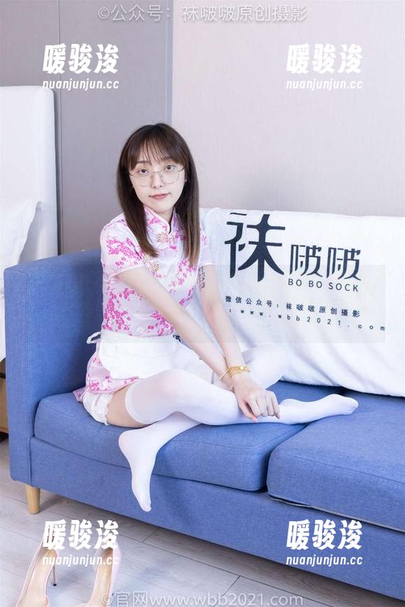 袜啵啵-雪糕 袜啵啵 - 亲密无间:雪糕的裸足脚对脚花絮合集,看得我心痒痒