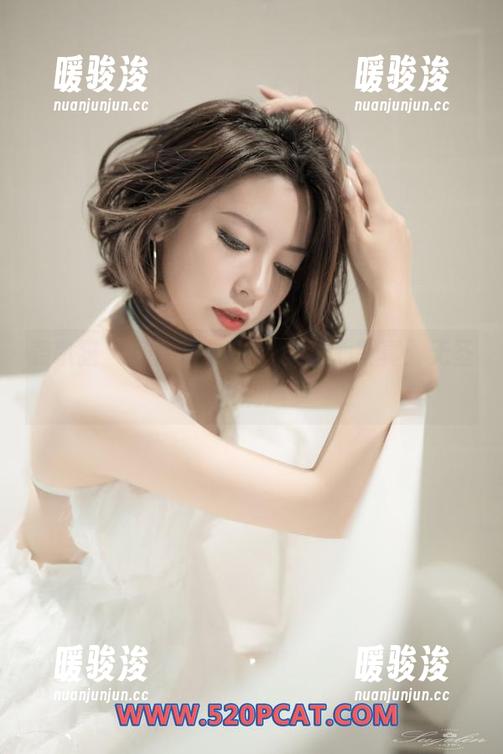 轰趴猫-杨晨晨sugar 轰趴猫 - 杨晨晨sugar的甜心写真:无圣光也能造梦