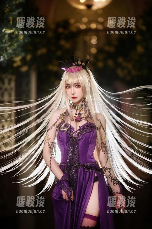 定制黑枪呆礼服，阮邑Fairy让你重新定义优雅的勇敢