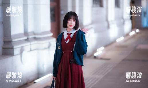 阿包也是兔娘泳池图包——阳光下微微湿润的秘密，你准备好了吗？