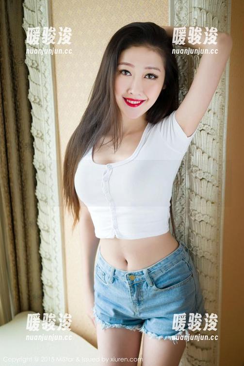 魅妍社-绯月樱_Cherry 魅妍社 - 绯月樱_Cherry的秘密:图包里的每一张都像是暗示和暧昧。