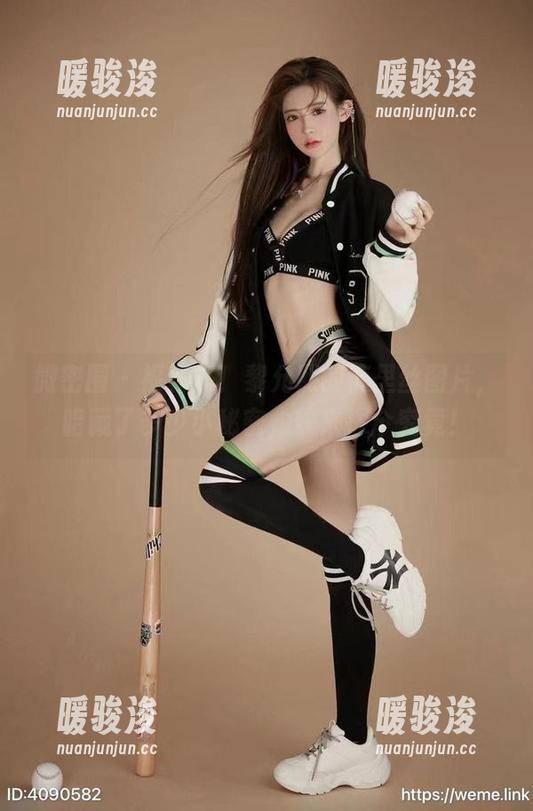 微密圈 - 福利站！黎允熙的裤里丝图片，暗藏了多少小秘密，快来探个究竟！